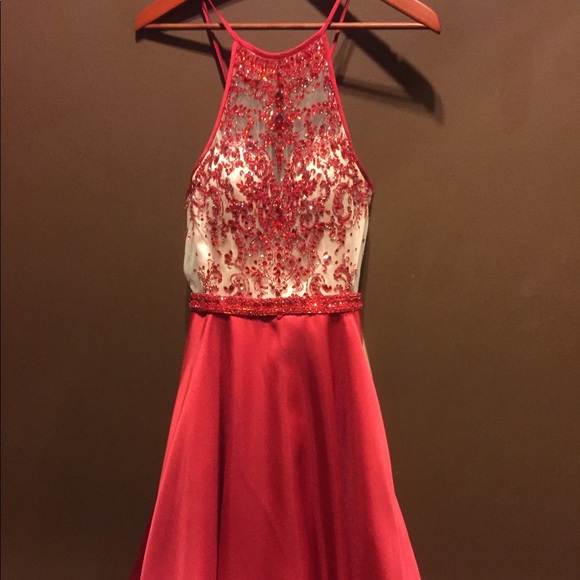 Red Halter Prom Dress with pockets - Picture 2 of 4